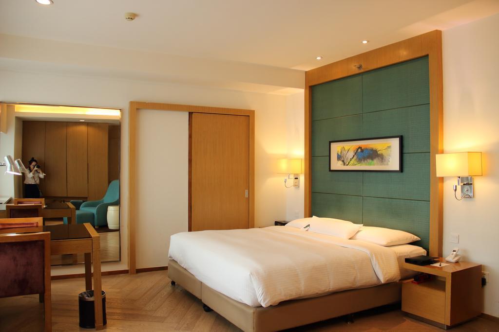 Somerset Riverview Апартаменты Чэнду